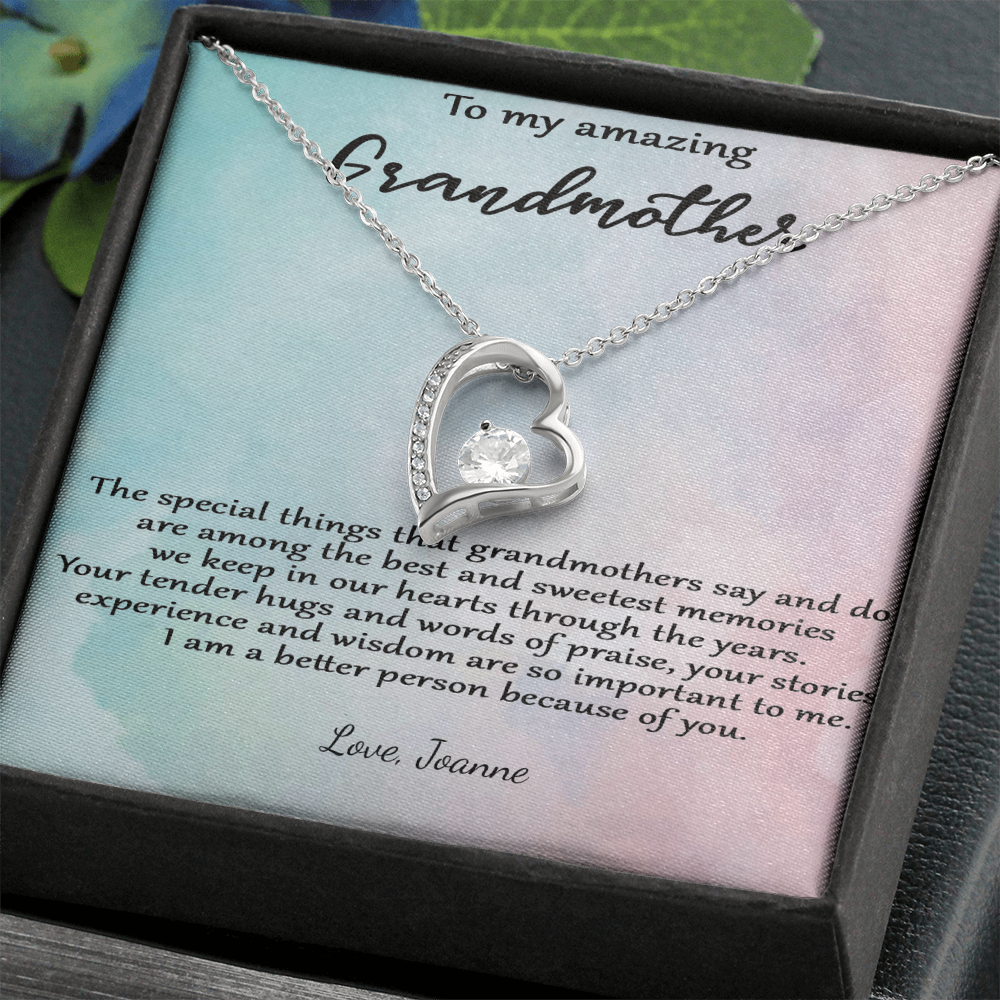 Personalized Forever Love Necklace – A Heartfelt Gift for Grandma